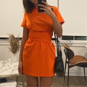 Alice and Olivia t shirt dress